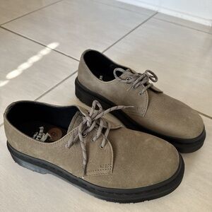 DR. MARTENS 1461 MILLED NUBUCK OXFORD SHOES, Nickel Gray - Sz 8M, EU 41